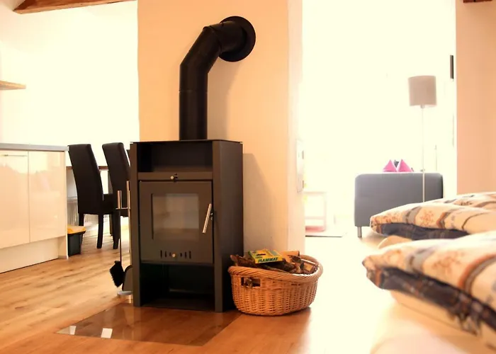 Poetzelberghof شقة